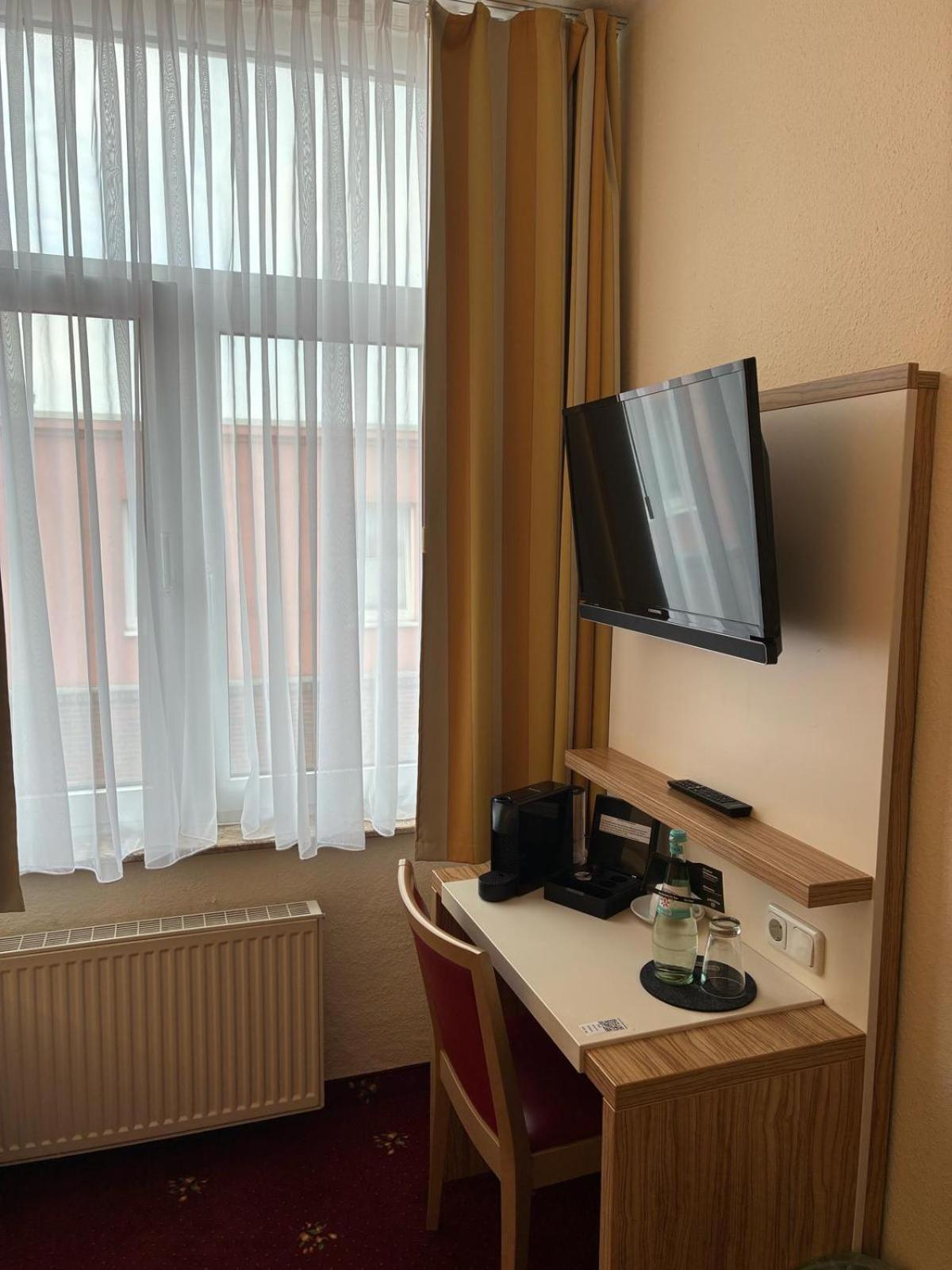 Sleepbeeone 3* Wilhelmshaven